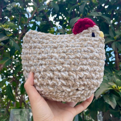 Mama Chicken + Baby/egg