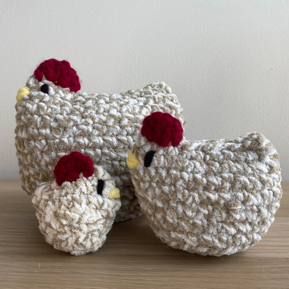 Mama Chicken + Baby/egg