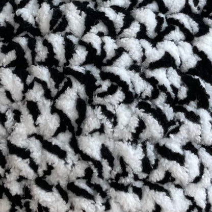 Mama Chicken + Baby/egg