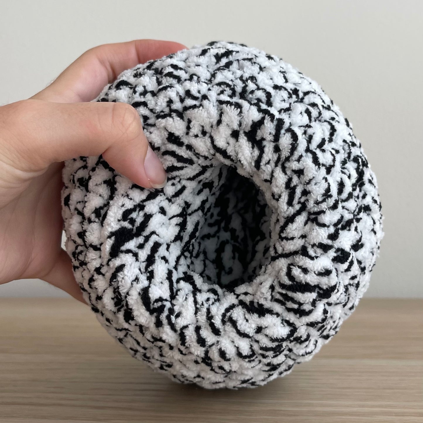 Mama Chicken + Baby/egg