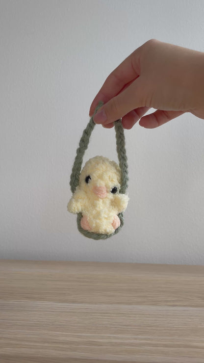 Swinging Chick