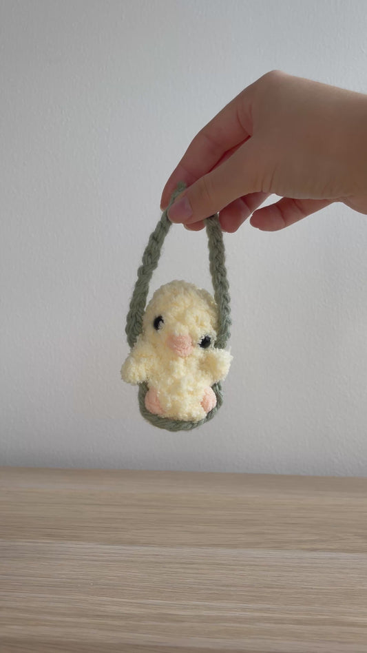 Swinging Chick